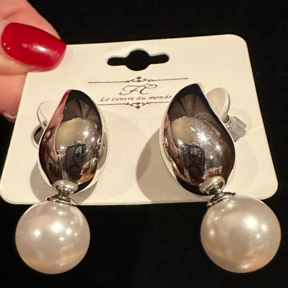 Silver Drop W/Pearl Earrings NWT - Picture 2 of 6